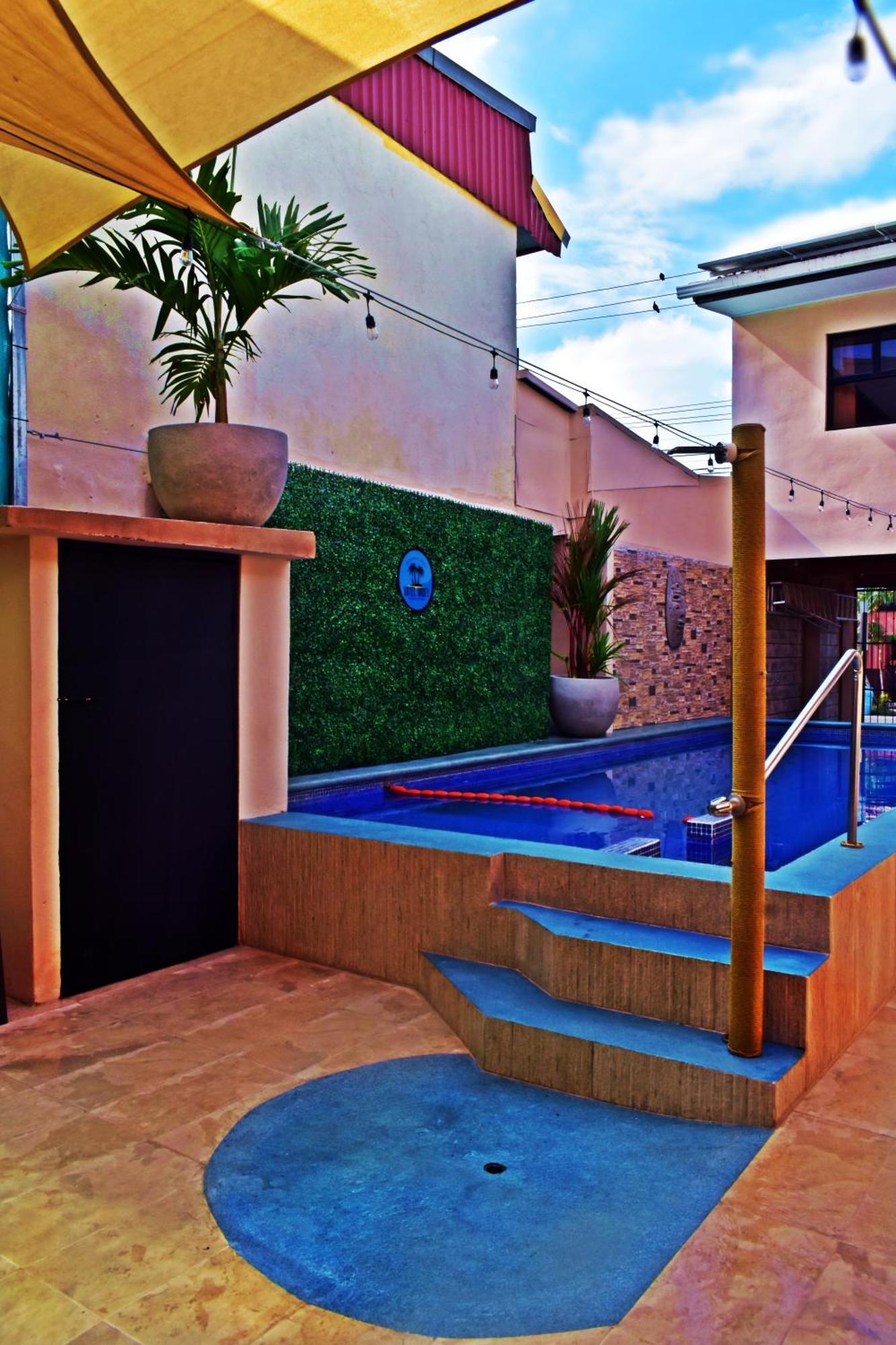 Hotel Cabinas Midey Puntarenas Exteriör bild